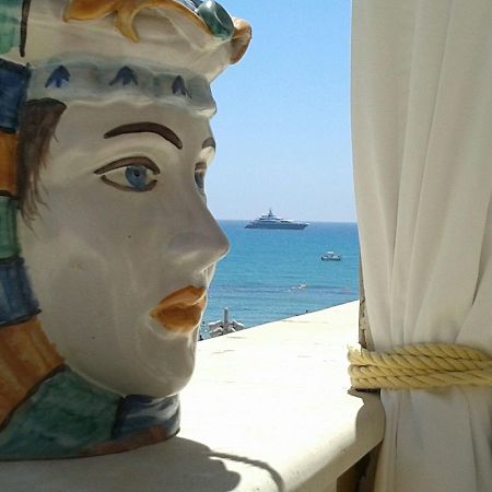 Molo Di Levante - Rent Apartment Marina di Ragusa Extérieur photo