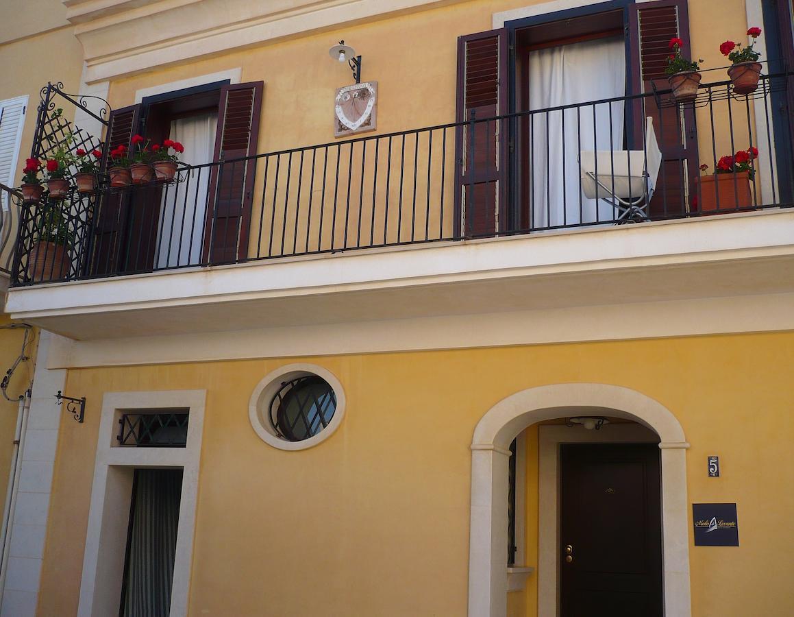 Molo Di Levante - Rent Apartment Marina di Ragusa Extérieur photo